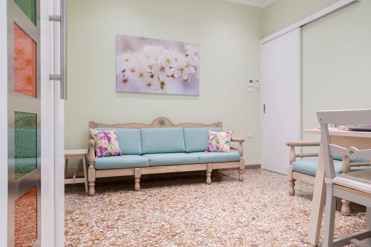 Grandma'S Chic & Bright Athenian Home With A Patio 외부 사진