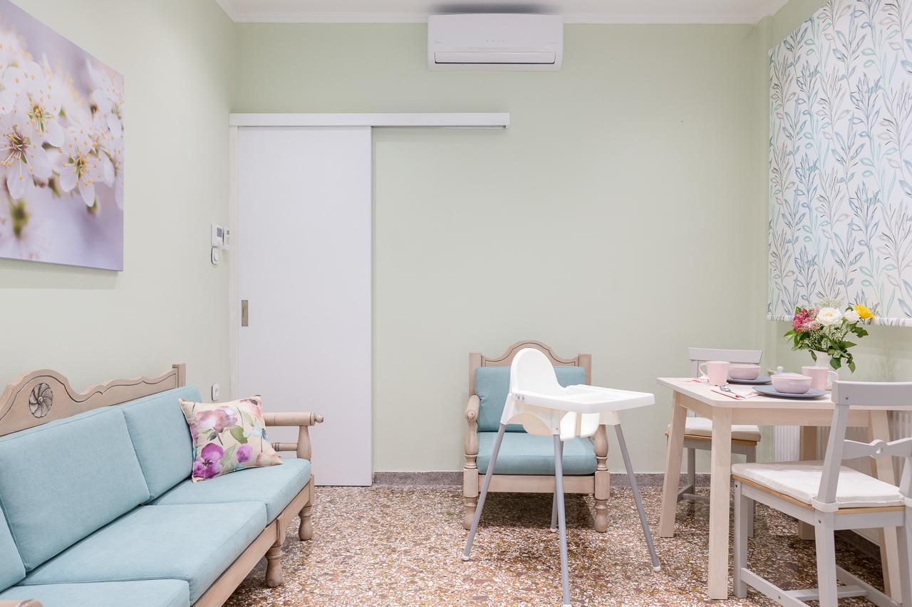 Grandma'S Chic & Bright Athenian Home With A Patio 외부 사진